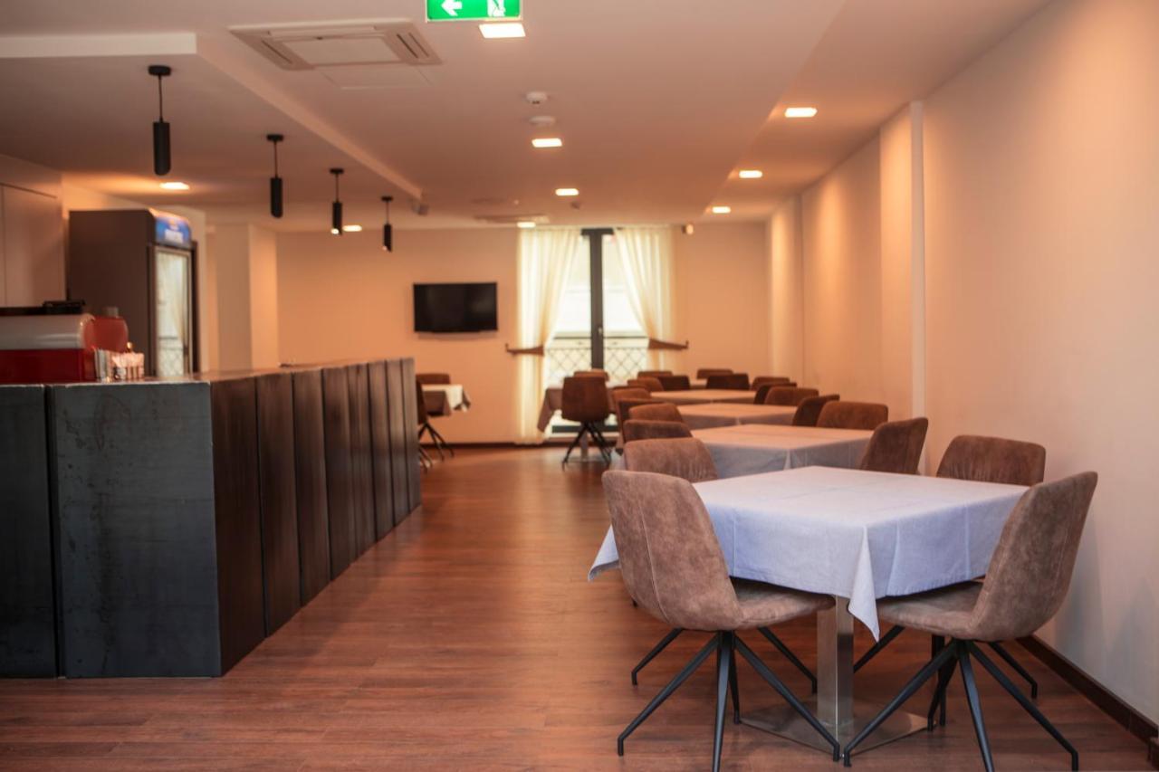 Qama Hotel Kosovo Polje Екстериор снимка
